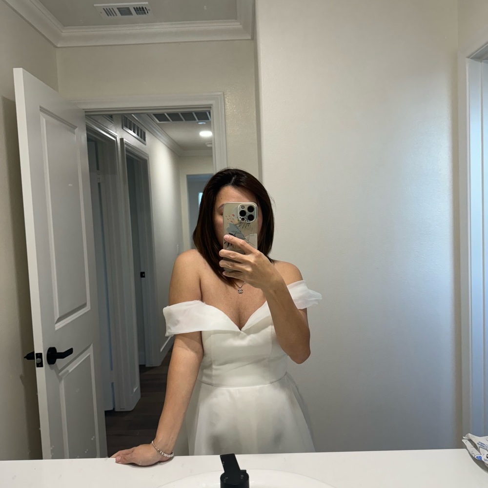 Nicole Bridal Wedding Dress